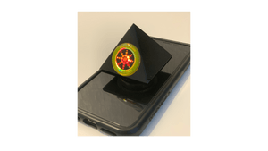 QUANTUM PYRAMID - ABSORBE LES ONDES !