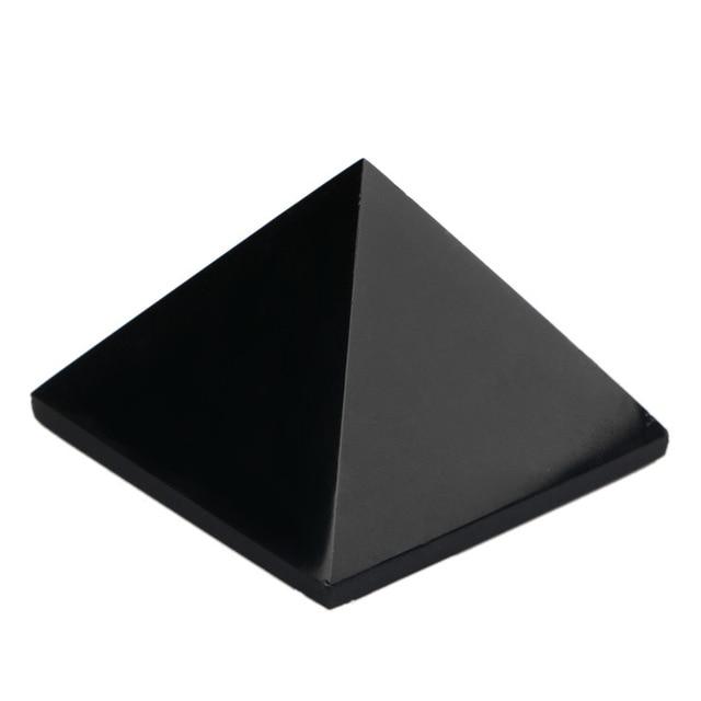 Pyramide en Pierre Semi-précieuse Chargée en Energie Reiki
