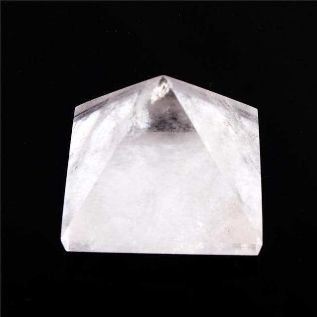 Pyramide en Pierre Semi-précieuse Chargée en Energie Reiki